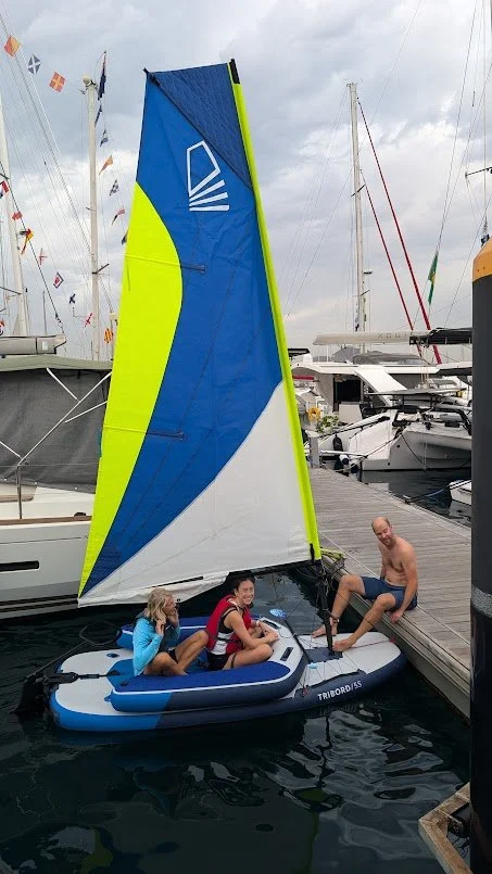 We got out our decathlon inflatable boat to have a break from landand marina life as the days were flying and we got bogged down in boat work!