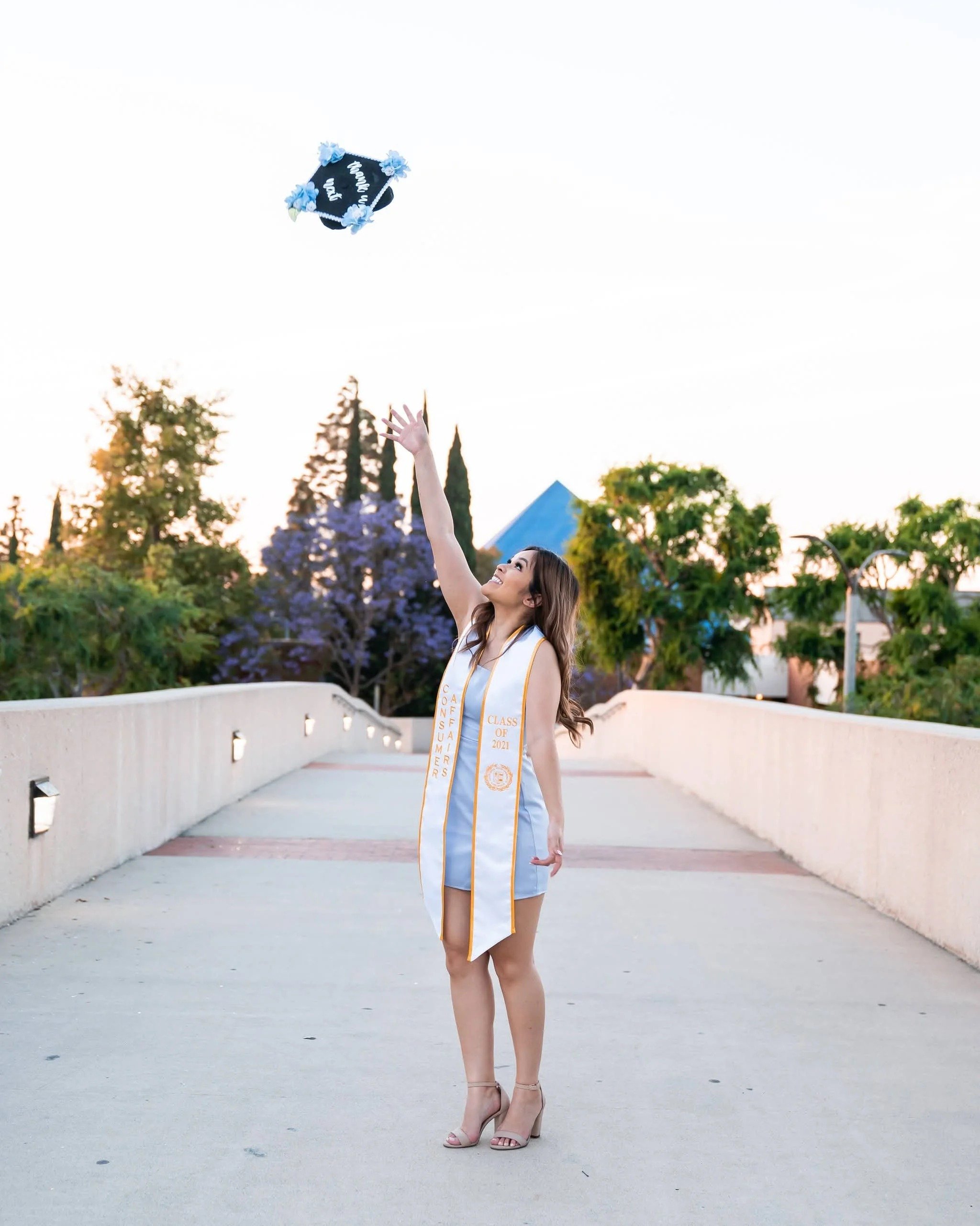 grad-14.jpg