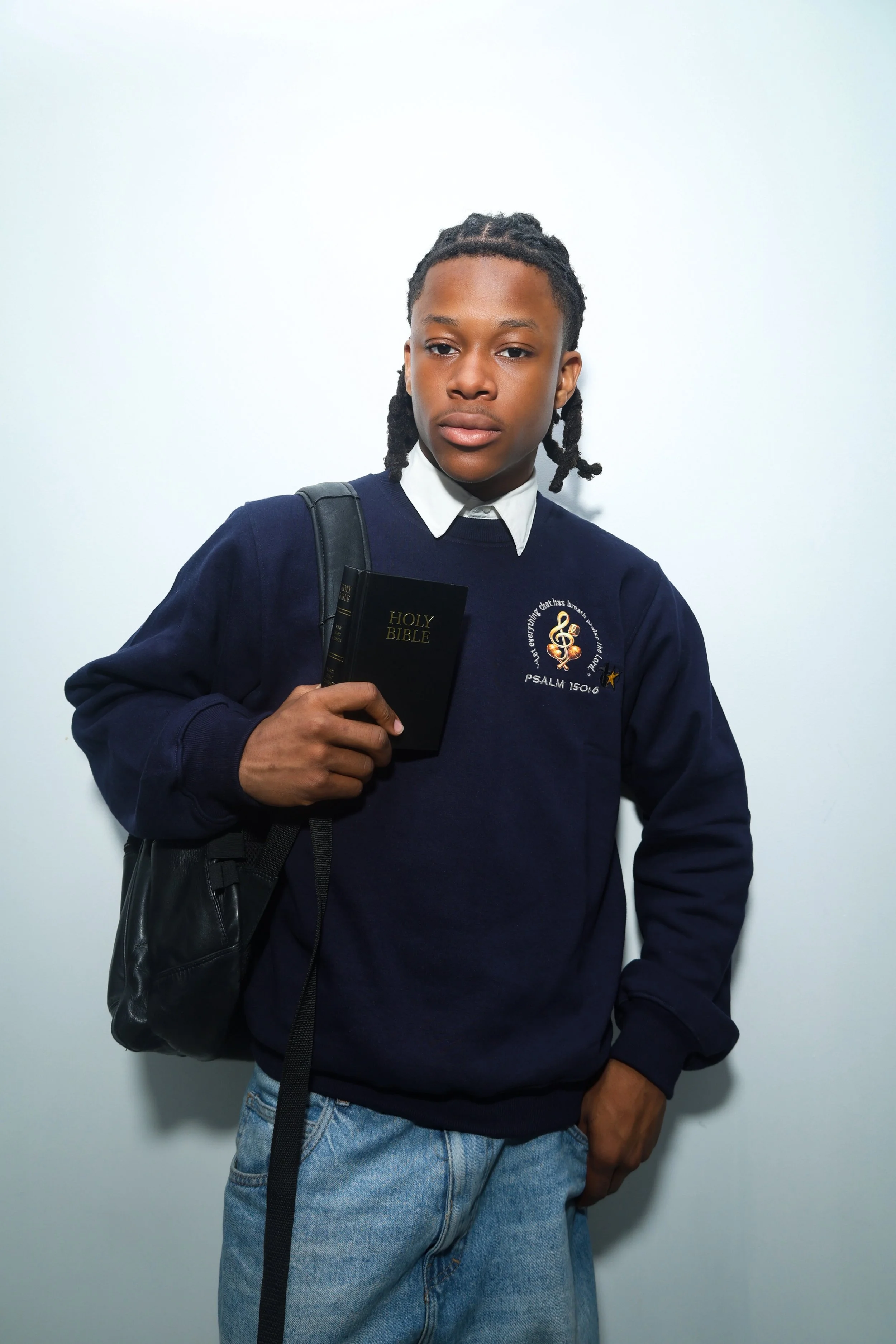 BLUE TIMELESS CREWNECK SWEATER