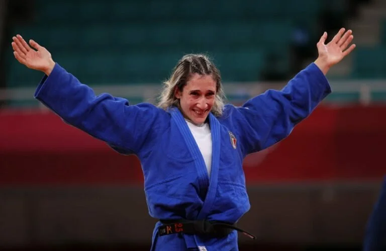 From Calcio to the Olympics, Athletes Raise Italian Spirits