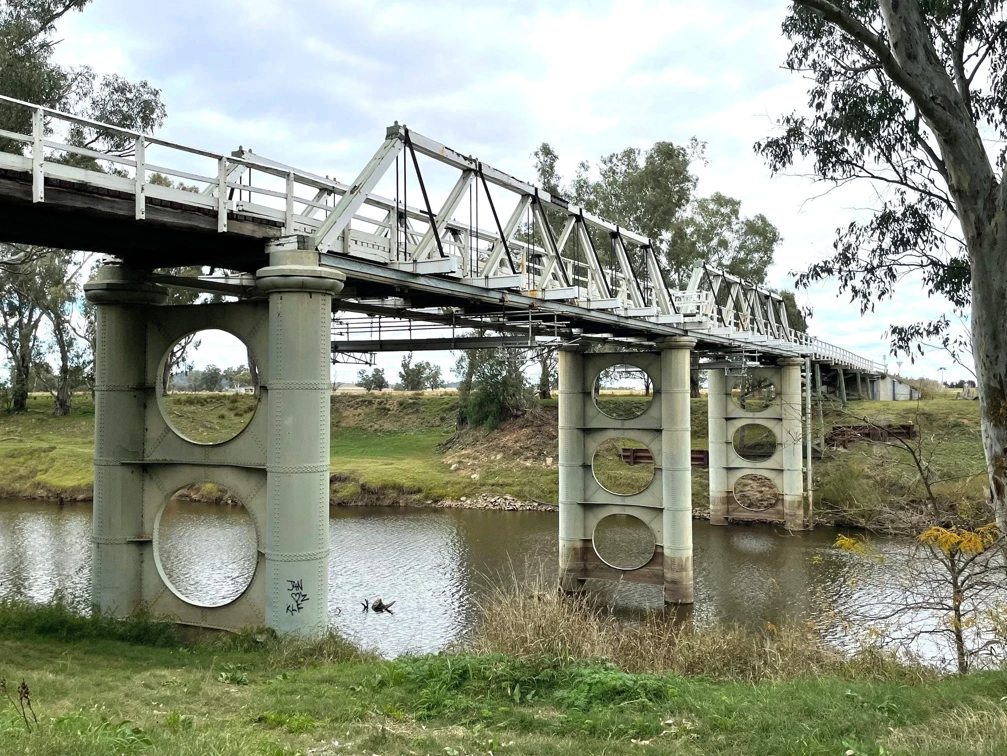 We just want a new bridge!”