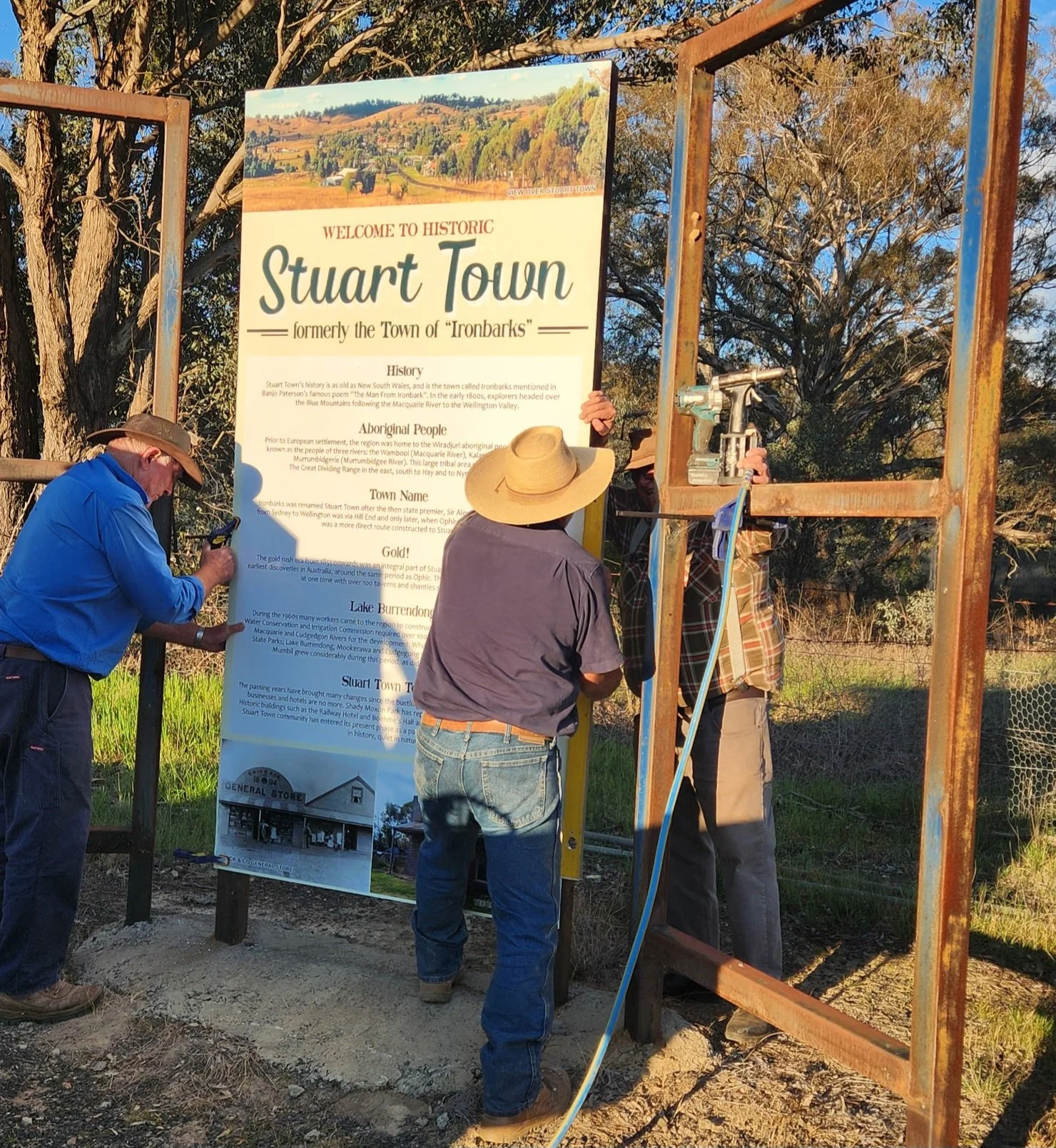 Tourism signs revamped at Stuart Town