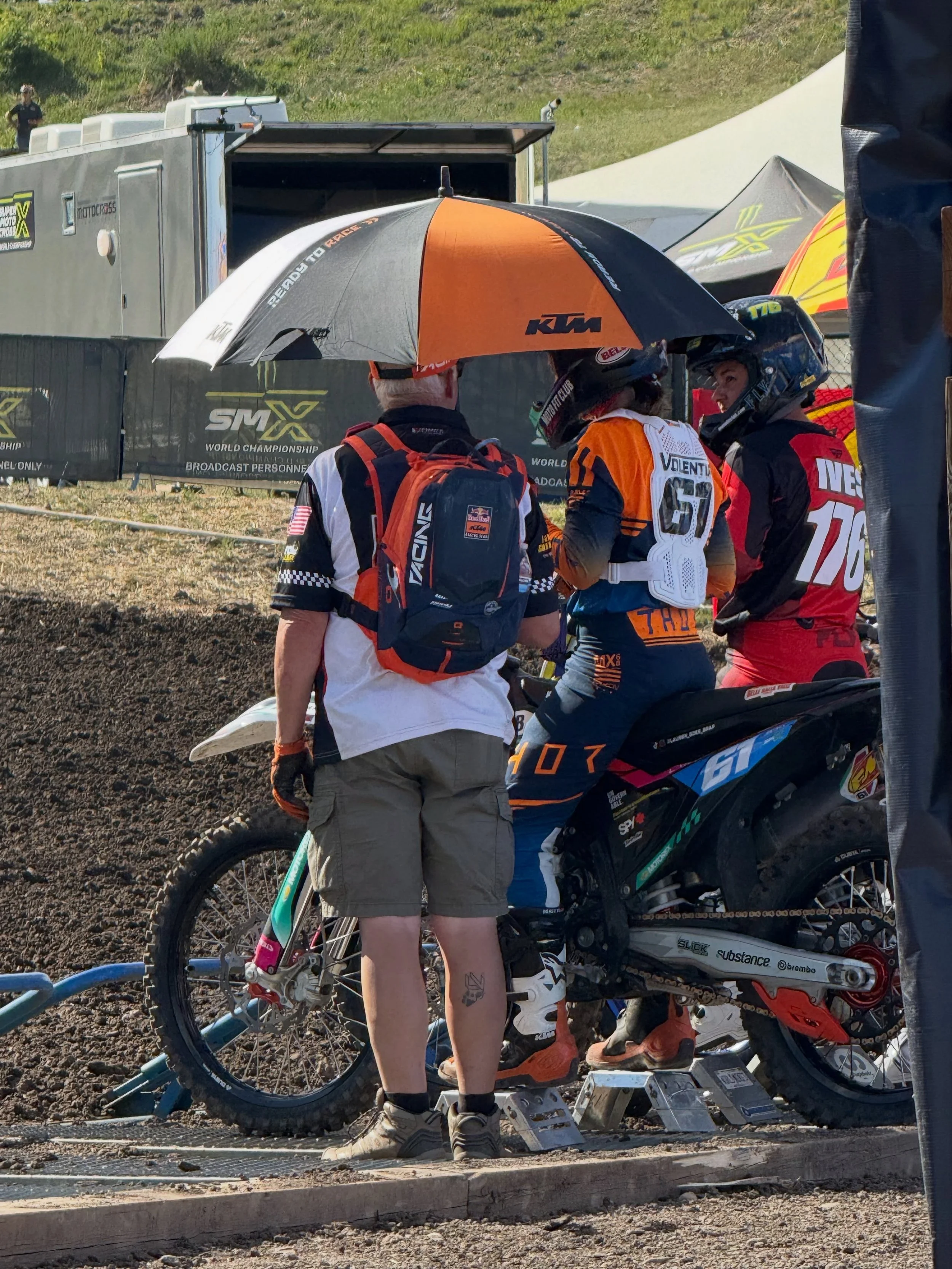 And just like that, our WMX nostalgia tour 2026 is over. What an amazing two weekends spent with my lifelong friends! It was an honor meeting and competing with the new generation of @racewmx and I look forward to cheering for all these bad ass girls