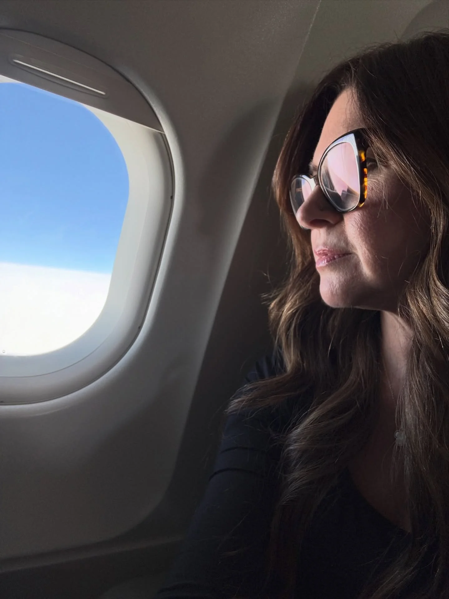 I didn&rsquo;t expect this season to feel so quiet.
Not empty &mdash; just quieter than before.

Living in Orange County, life rarely slows down with the seasons.
The weather feels like spring or summer most of the year, even when it&rsquo;s winter e