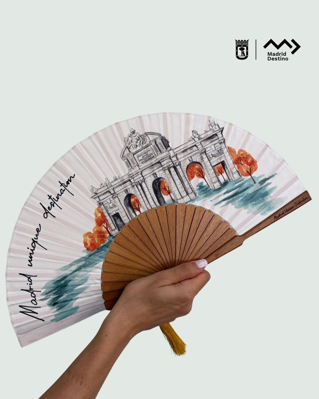 madrid-tourism-event-hand-fan                   .jpg