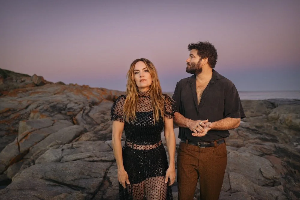 Angus & Julia Stone