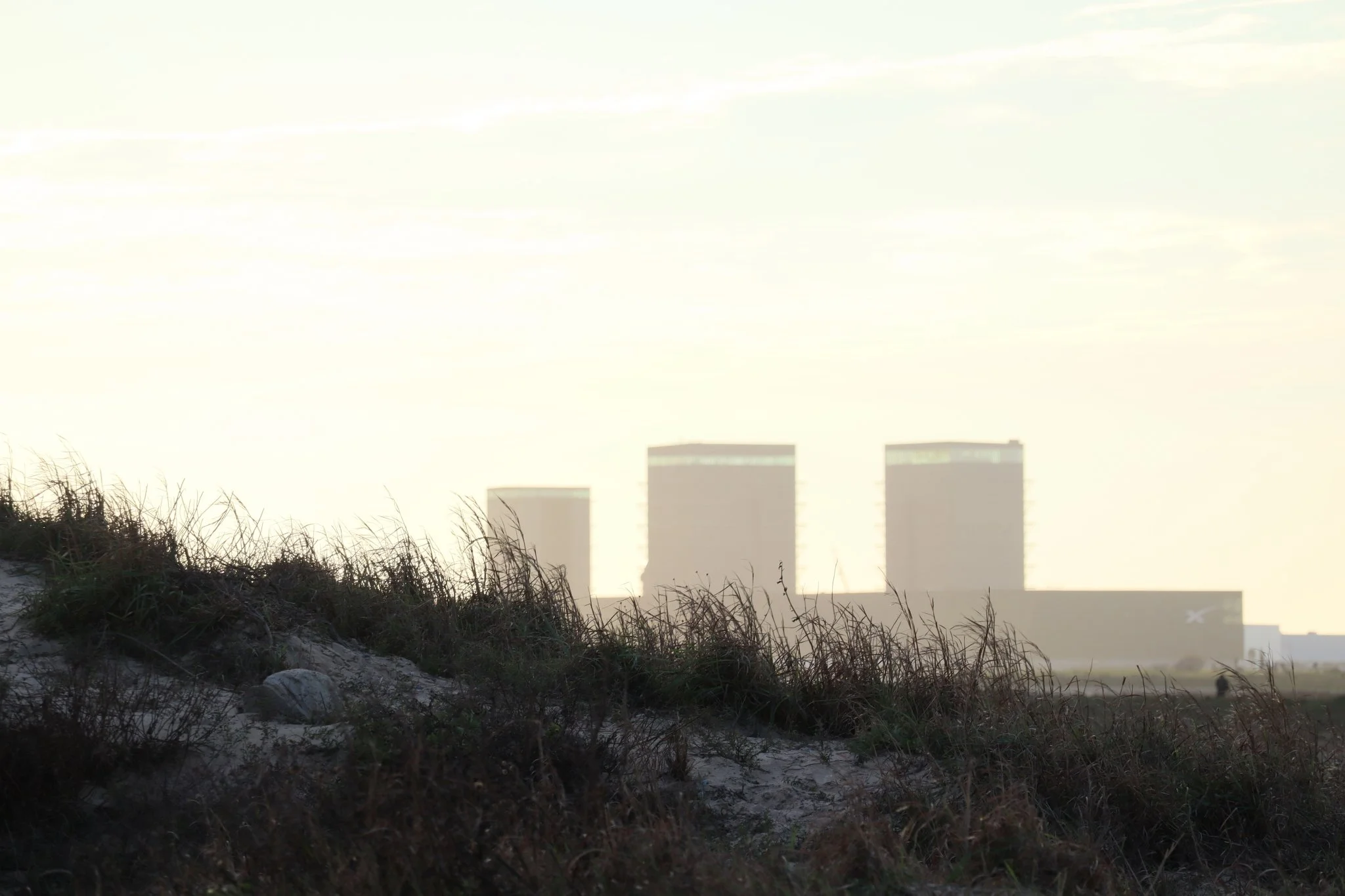 STARBASE BEHIND DUNES.jpg