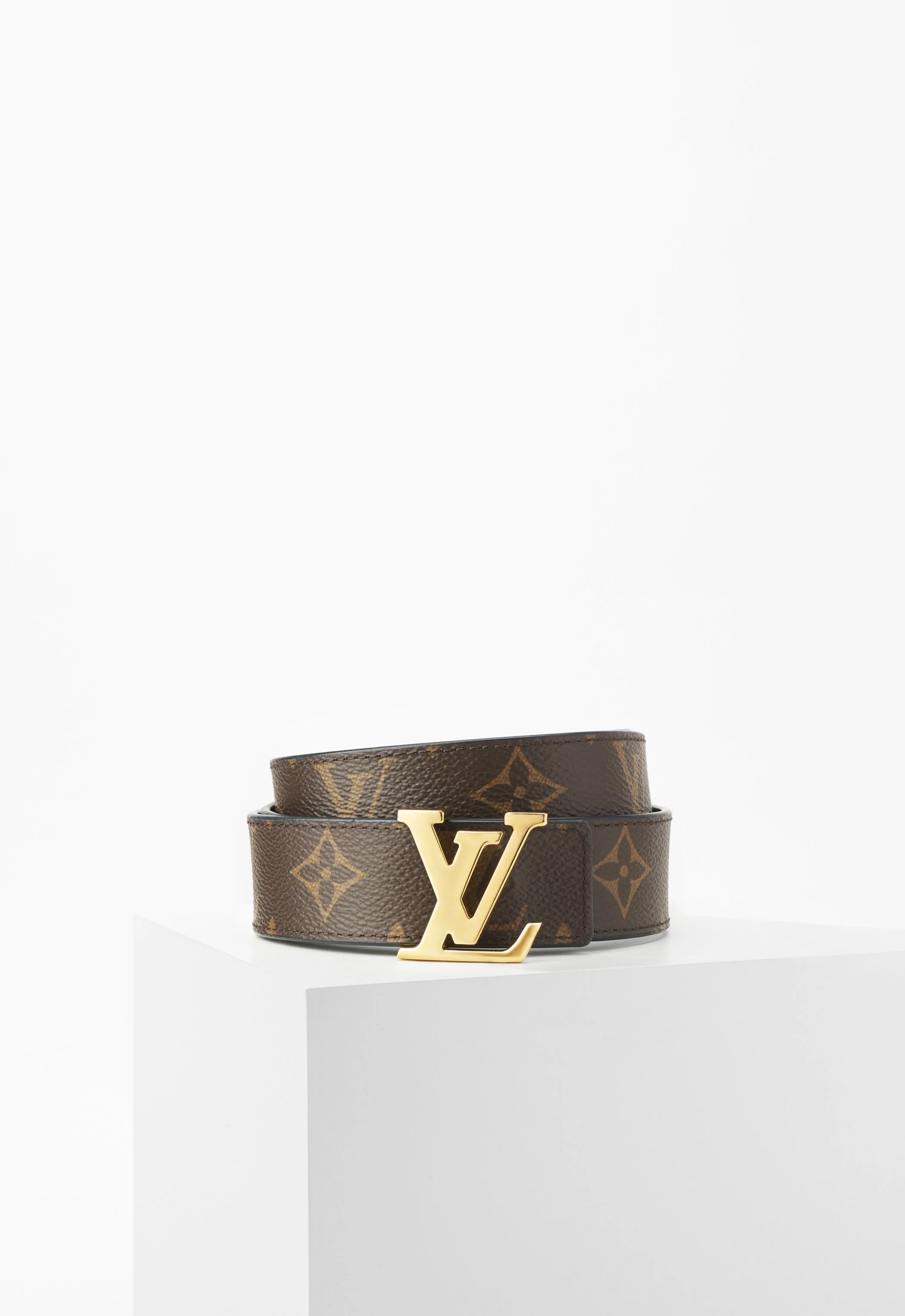 Louis_Vuitton_Branded_Belt.jpg