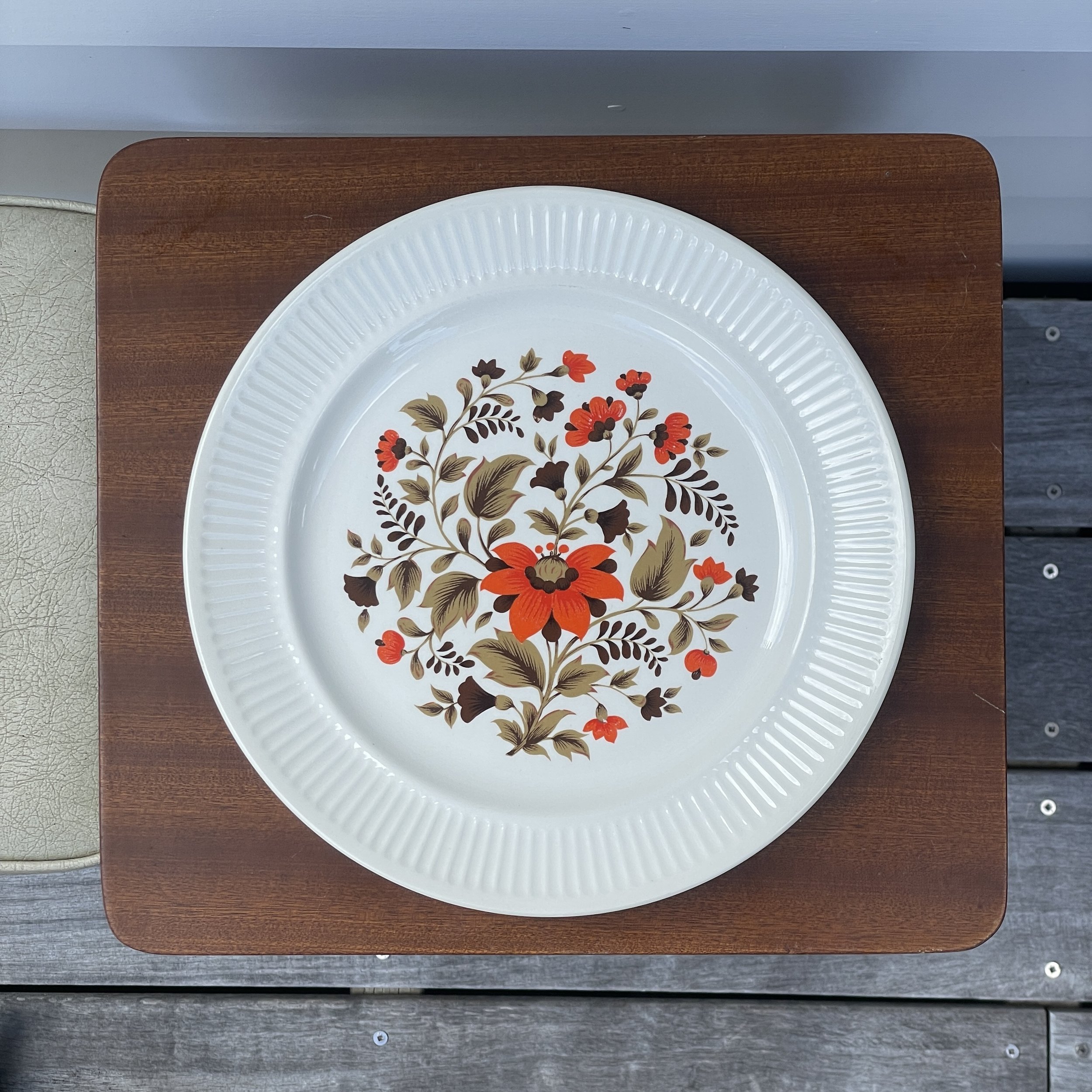 Flower Apollo Ironstone Plate