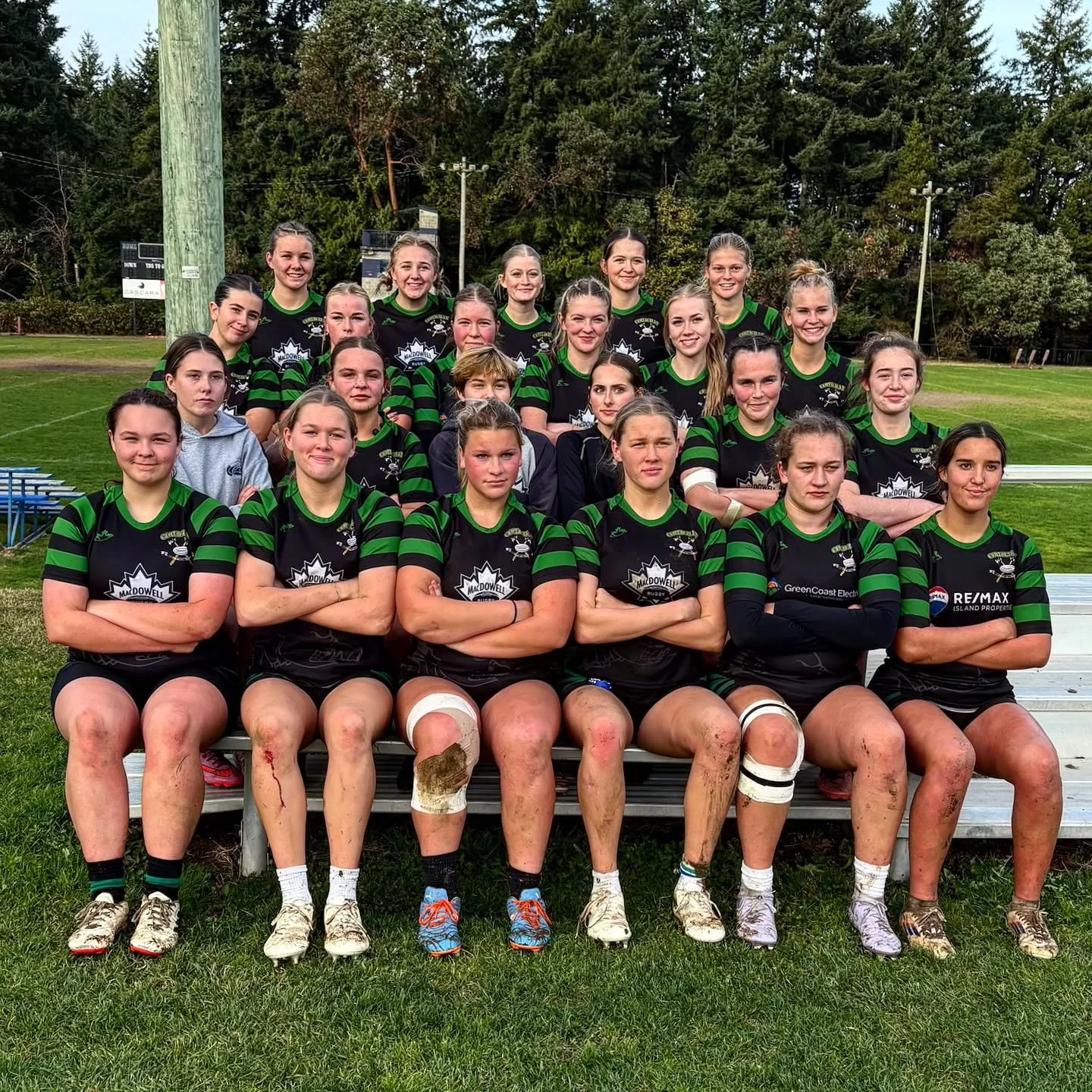 🐷 Cowichan U18 Dominates in Nanaimo 🐝 

Our team traveled to Nanaimo only to find our opponents short on players, leading to a 12 a-side match. Despite the change in format, we showcased our dominance, racking up an impressive 78-0 victory. Our tea