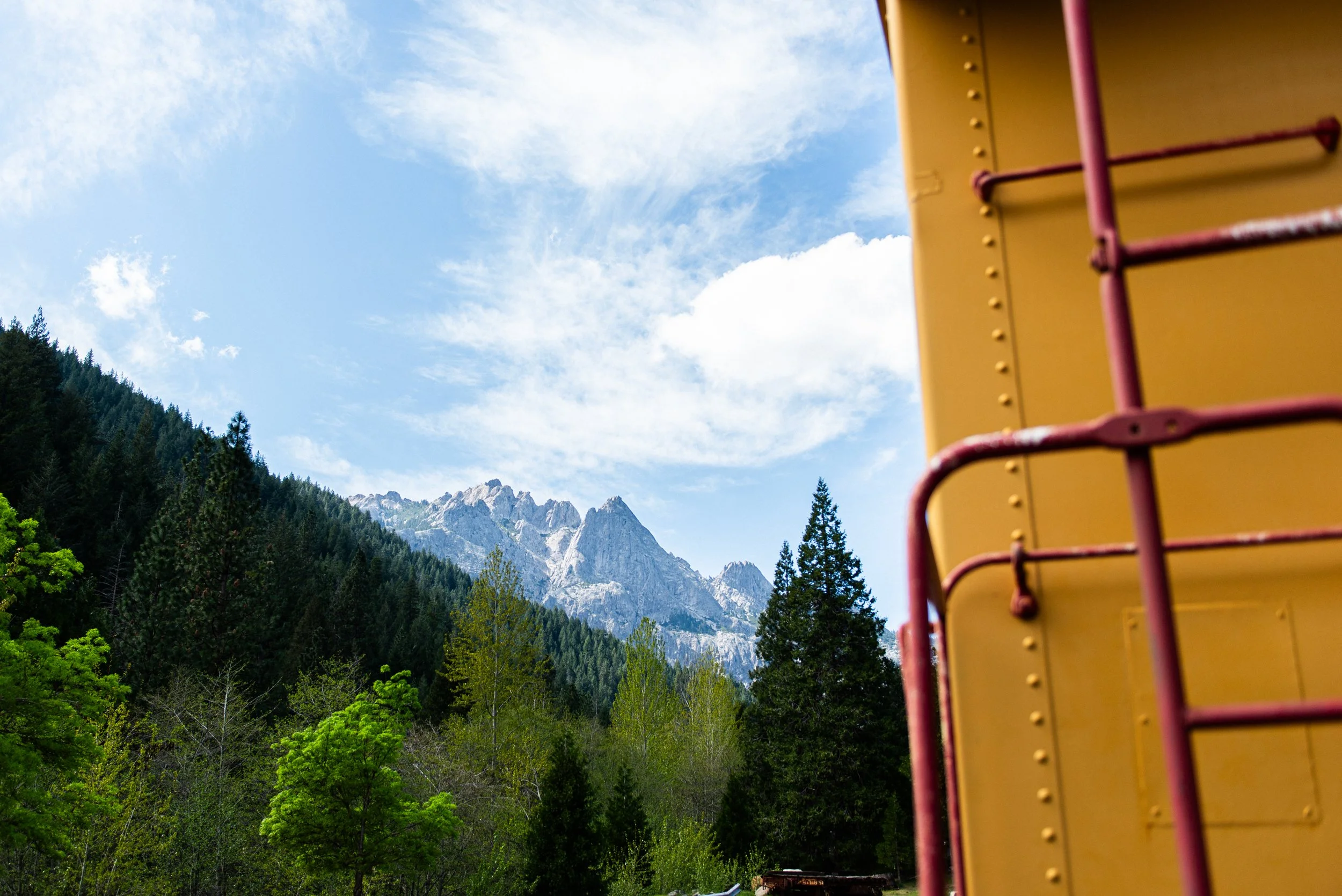 Caboose 19_2.jpg