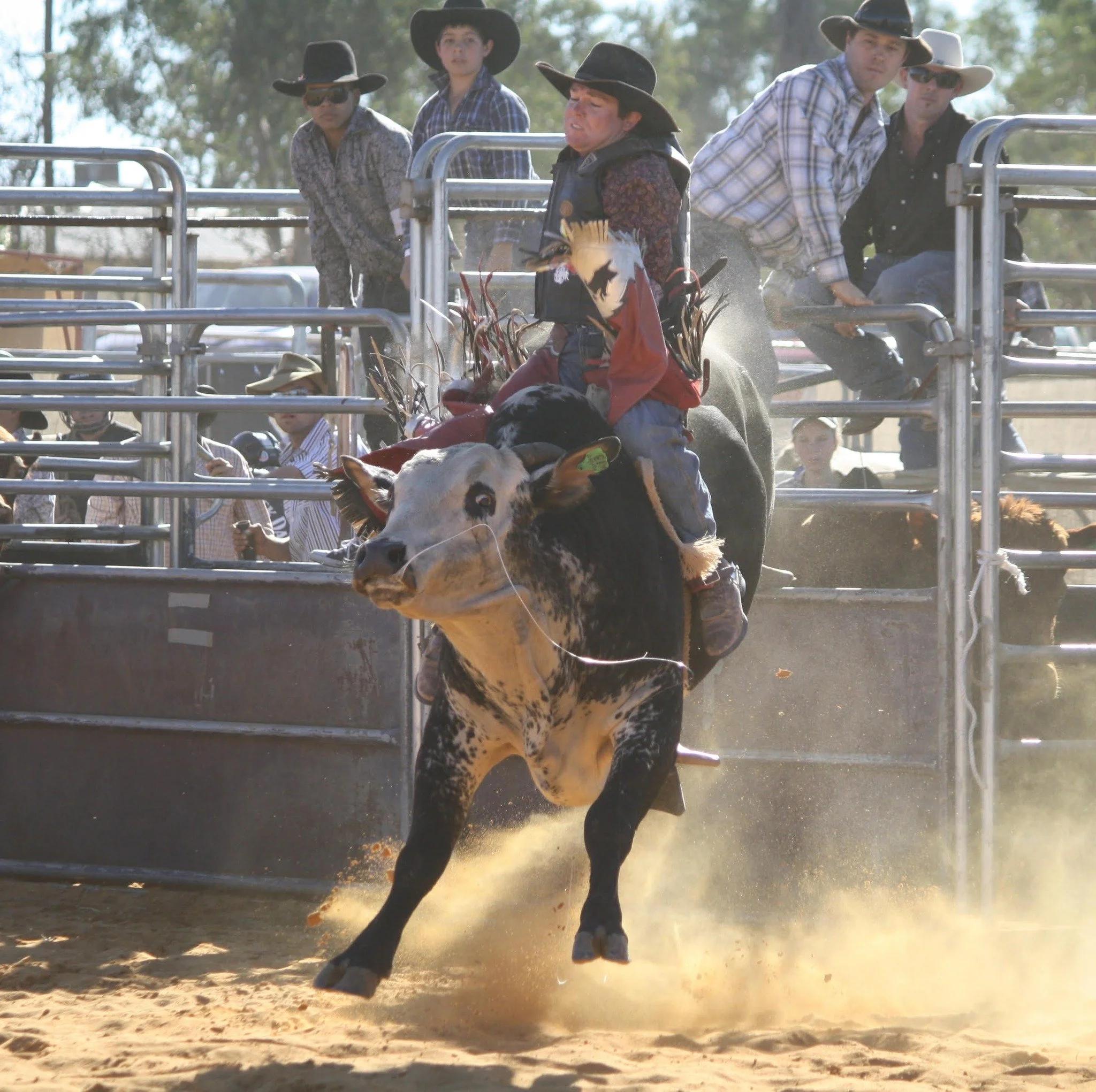🤠 Throwback to Muster Magic! ✨
One of our favourite snaps from past years &ndash; you can almost hear the crowd, feel the dust, and taste the excitement in the air! The Mullewa Muster &amp; Rodeo is all about bringing our community together for unfo