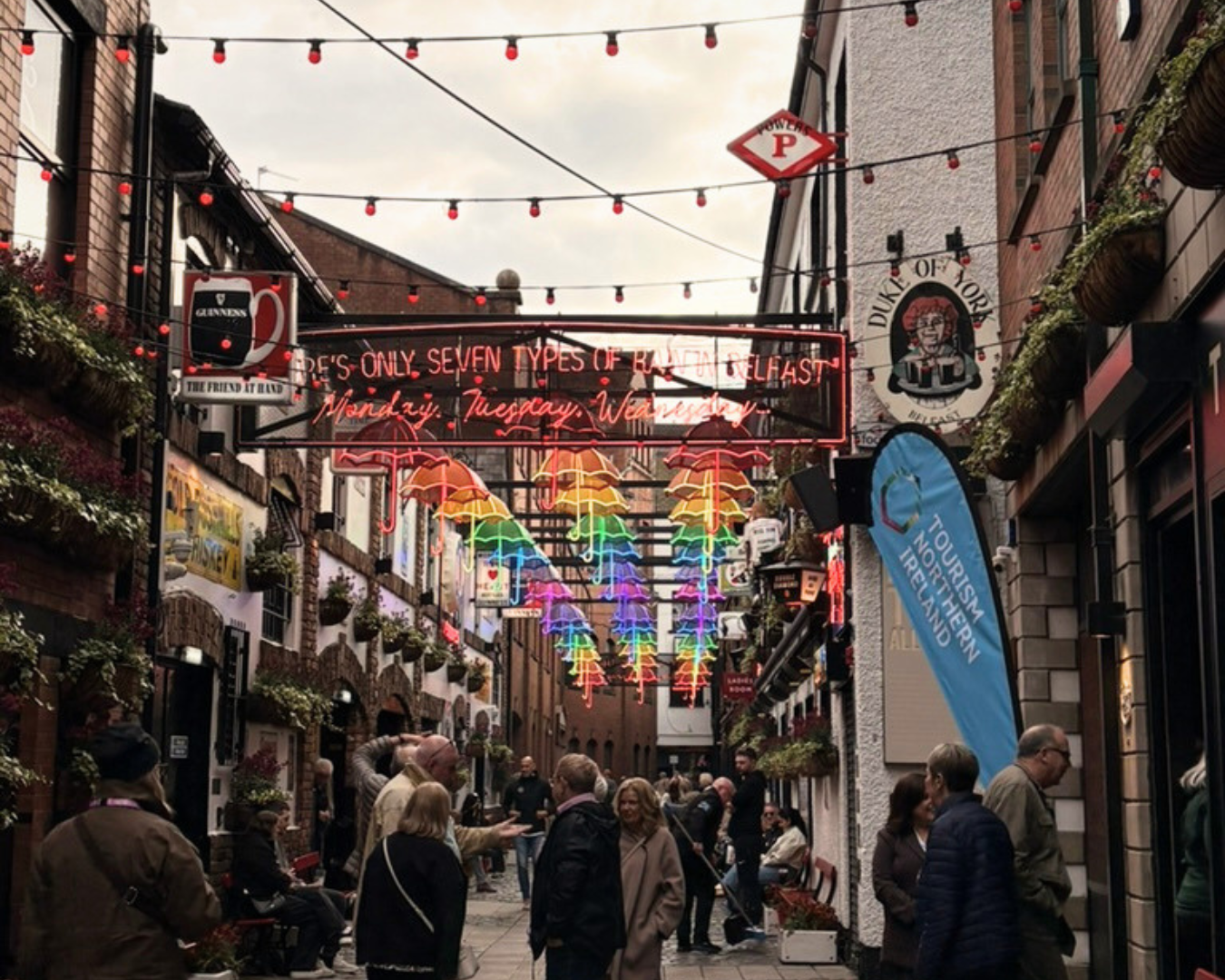 Belfast_Cathedral Quarter_evening.png