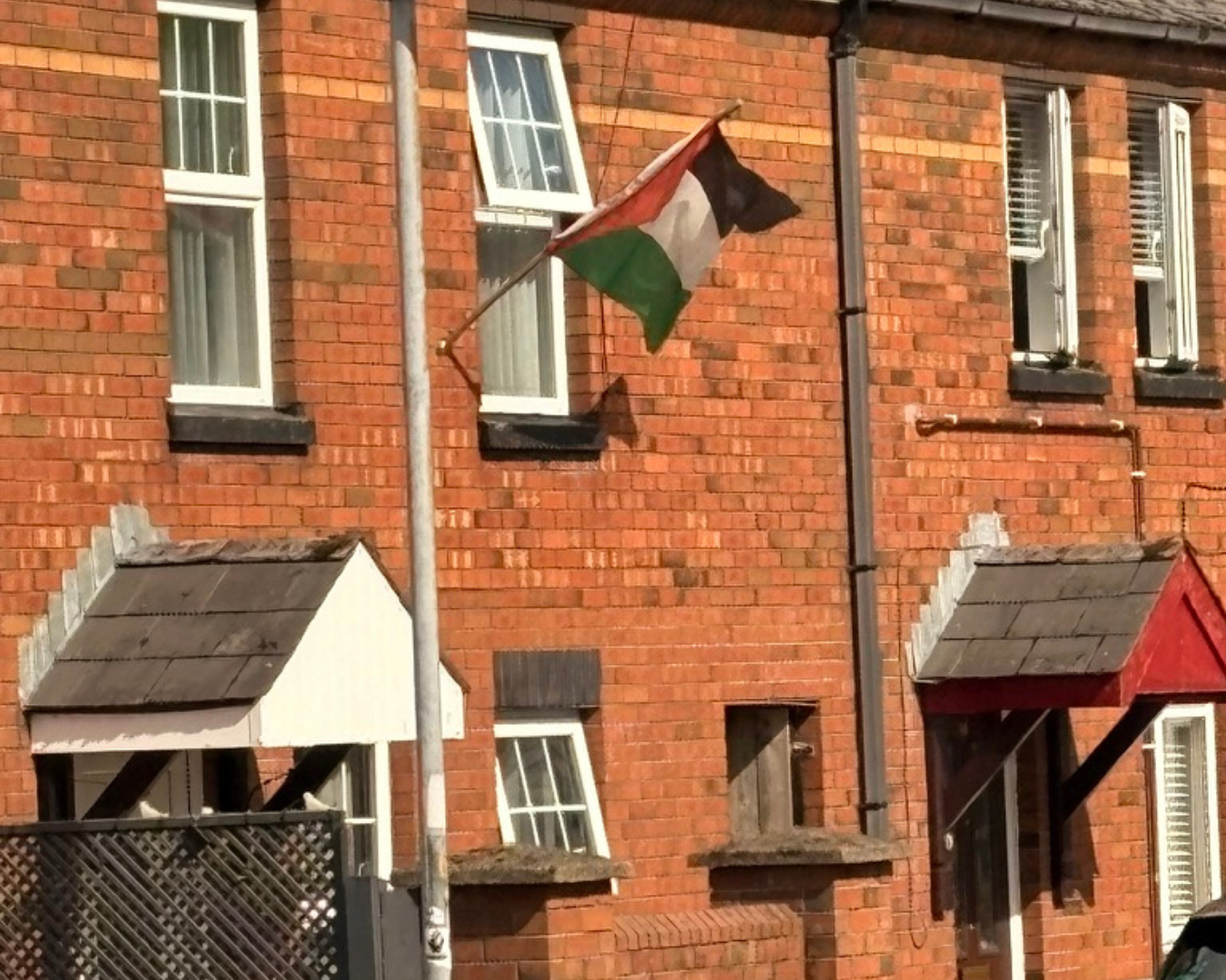 Derry_Palestine flag.png