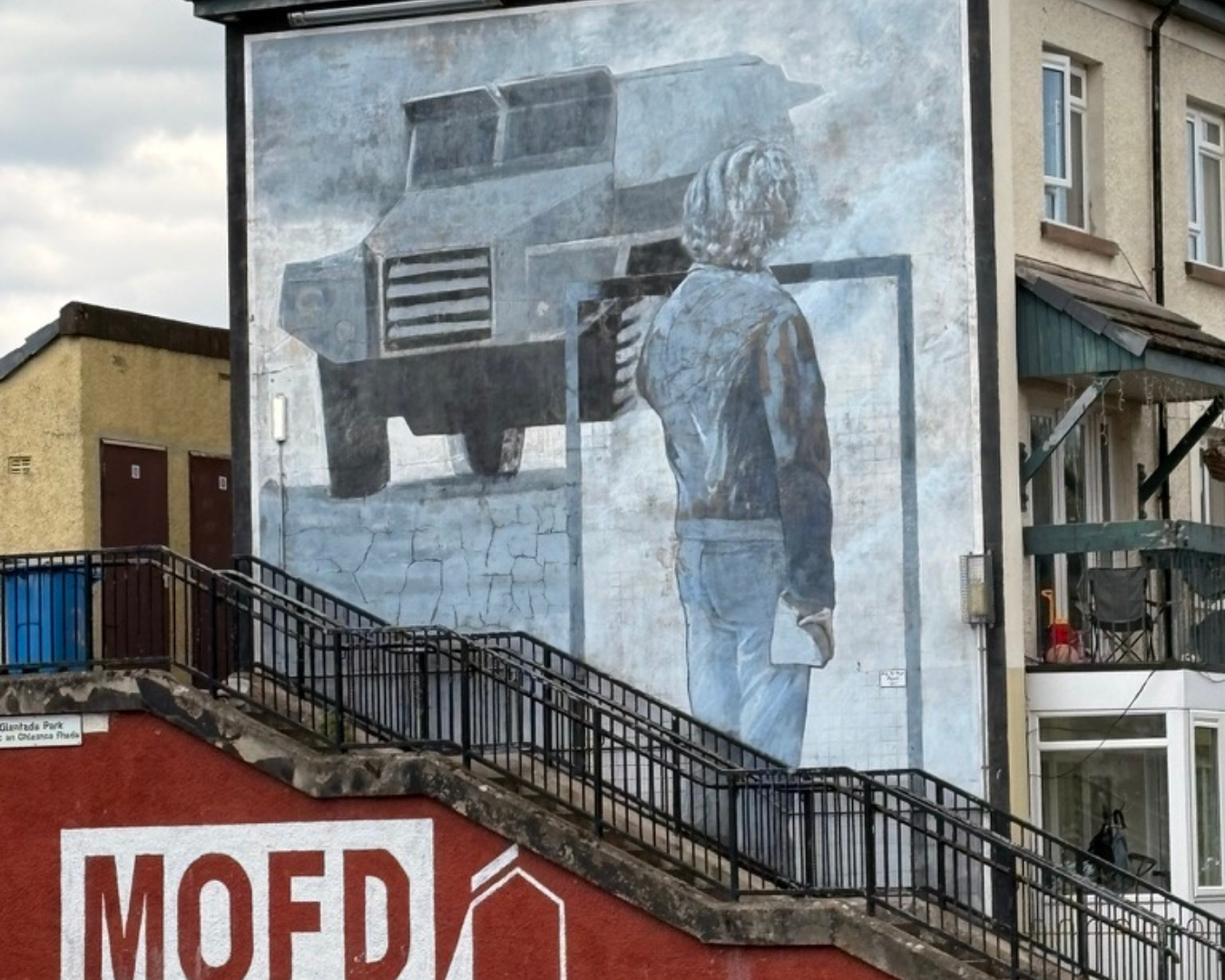 Derry_tank mural.png
