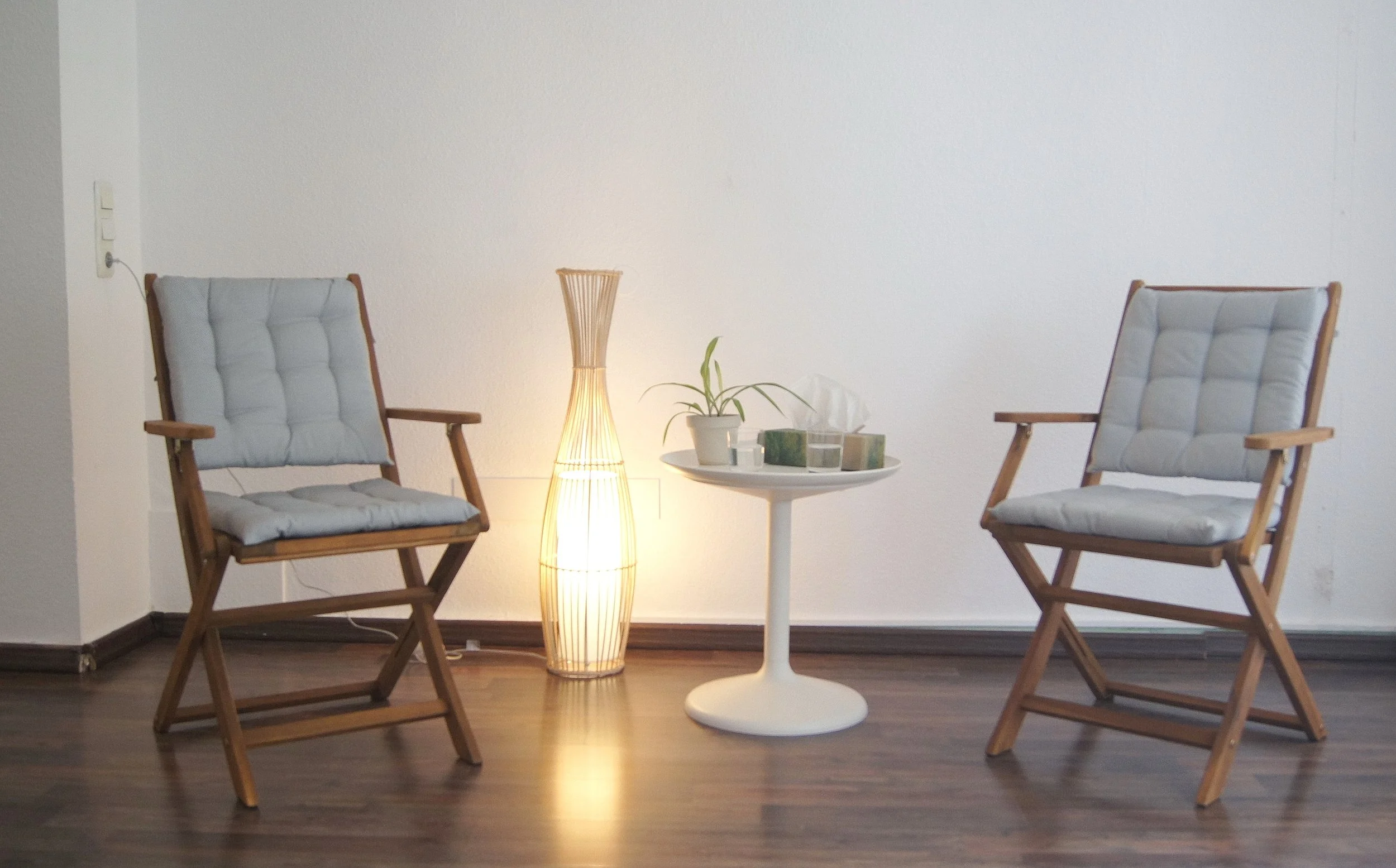 Berufscoaching, Systemische Therapie, Kunsttherapie, Körpertherapie, Gespräch, 