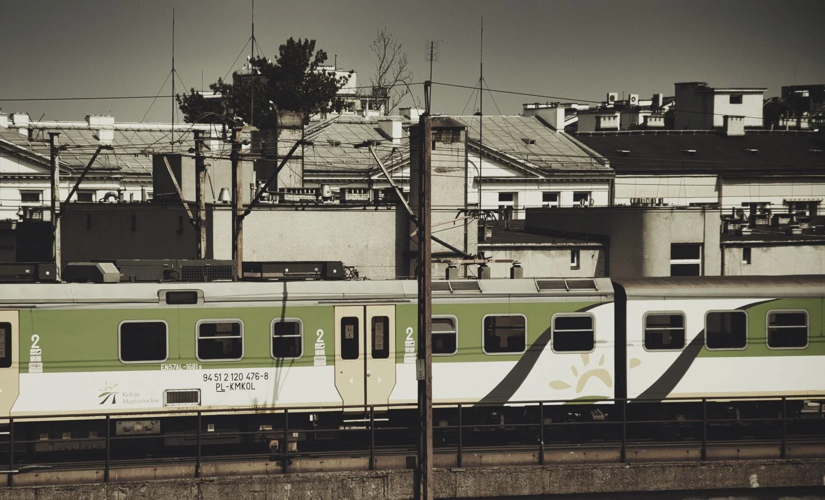 Train, Warsaw