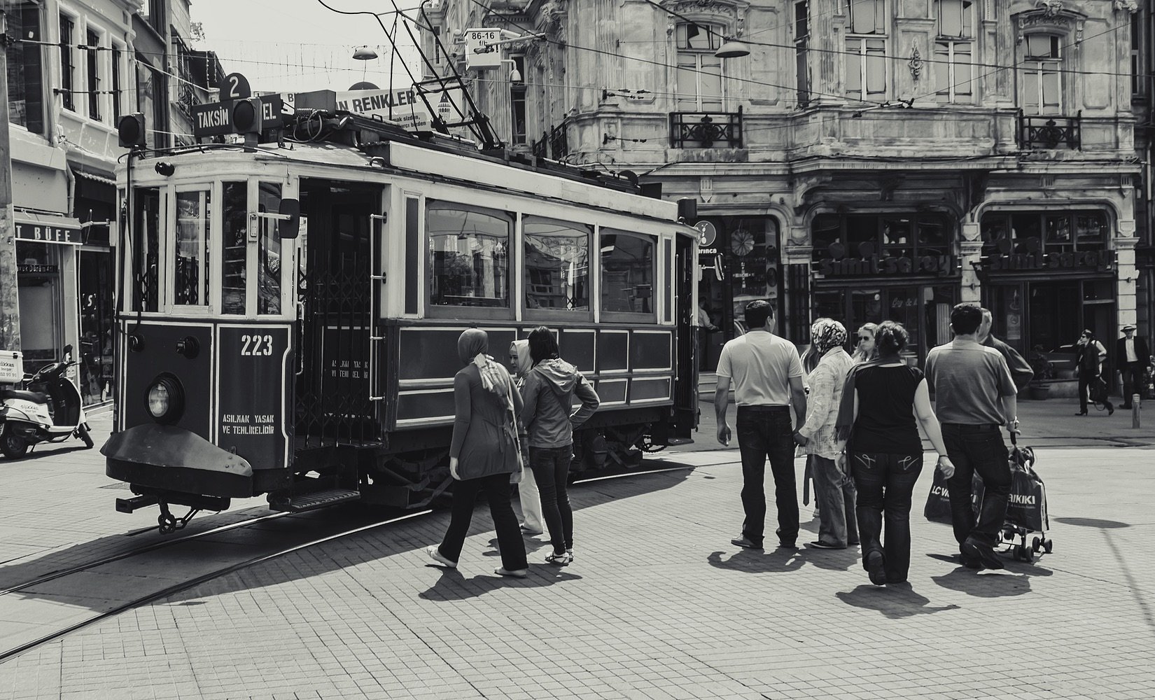 Istiklal Avenue, Taksim tram, Istanbul, Turkey