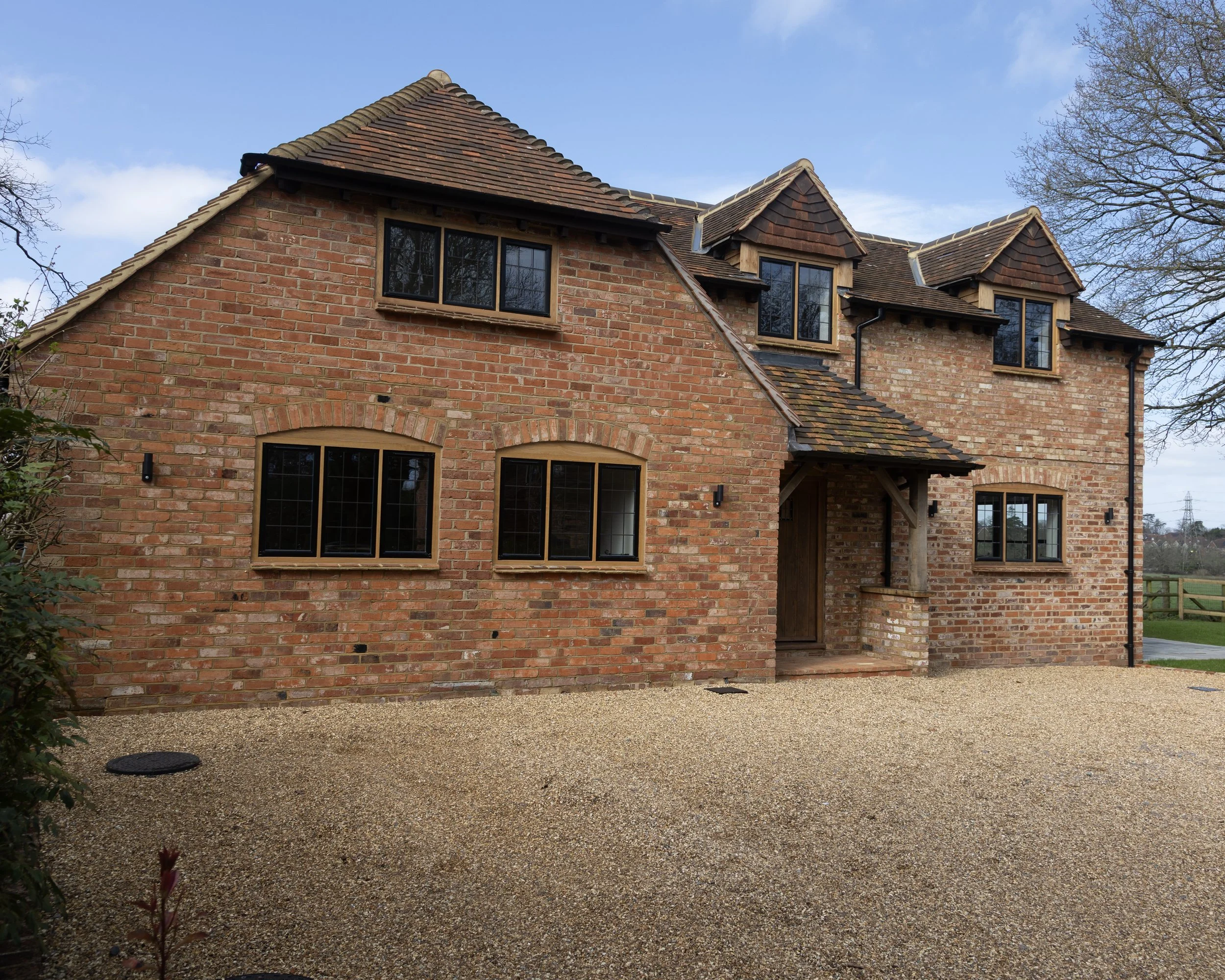 Full House - Side View (8230).jpg