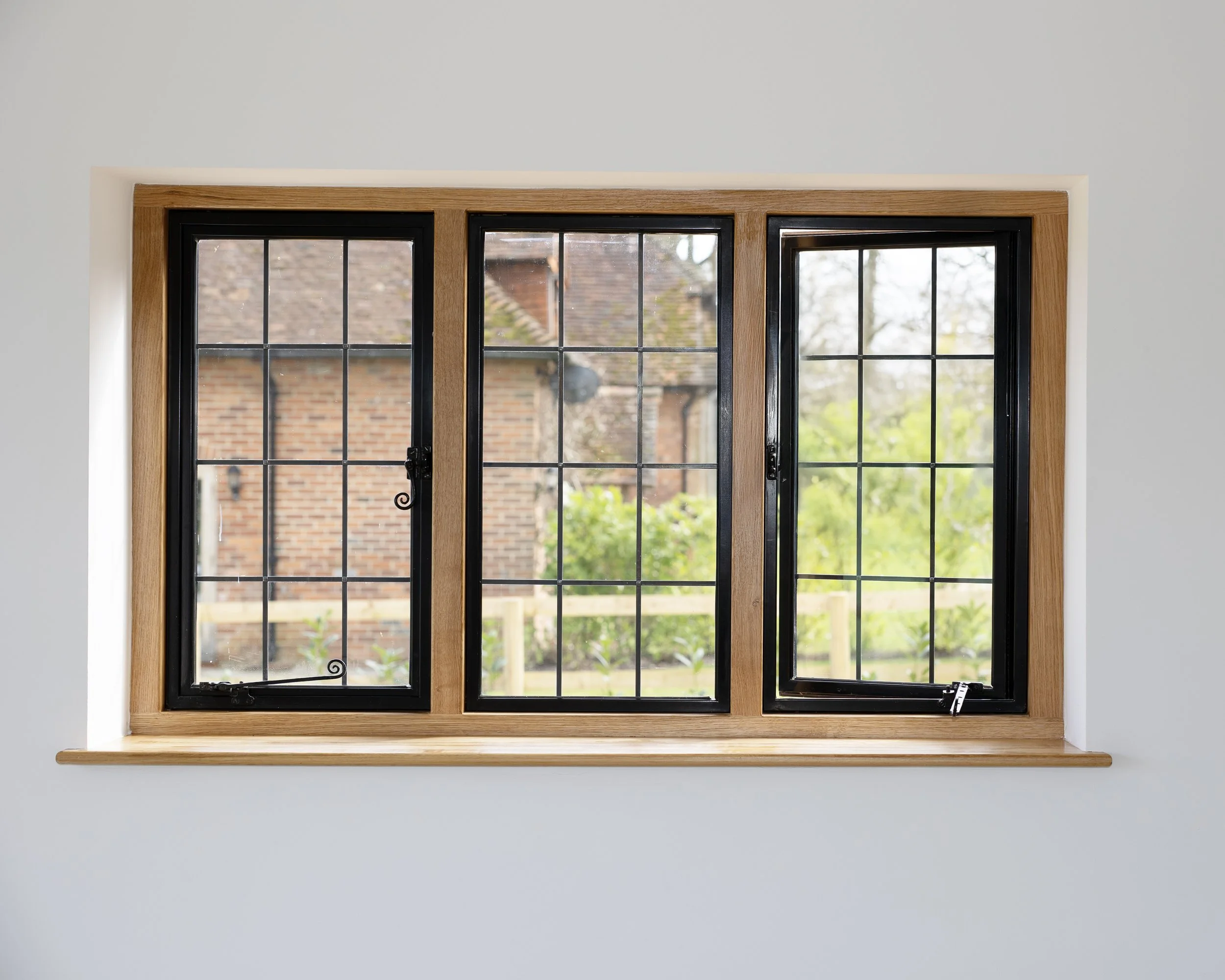 Window (8164).jpg