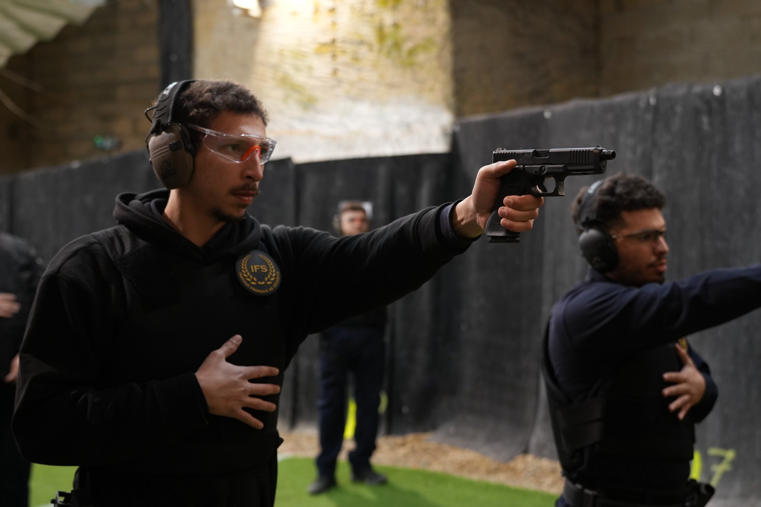 Rendez vous le 2️⃣0️⃣ juillet 2026 pour notre future formation Intervenant en Surveillance Arm&eacute;e cat&eacute;gorie B ! 

🔻 Infos sur notre site : https://www.ecole-francaise-securite.fr

#formation #training #police #securiteprivee #s&eacute;c