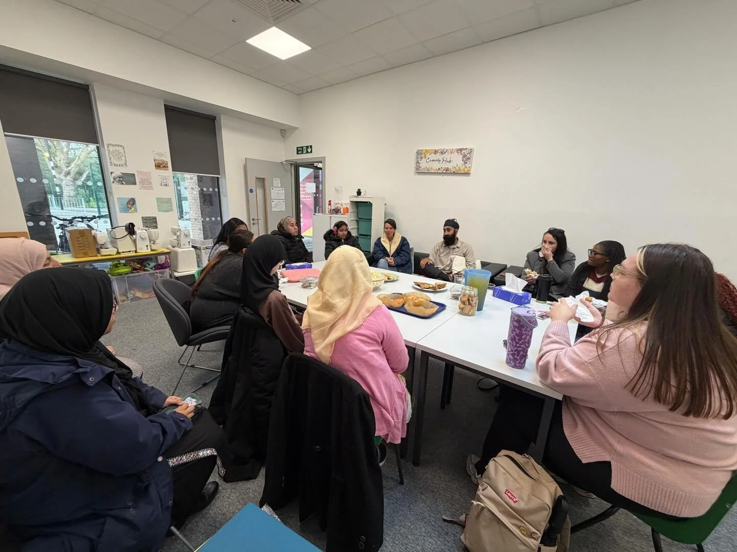 Yesterday at the Olympus hub we talked with Shuranjeet Singh about how we can make our community a better/safer place! 💚
