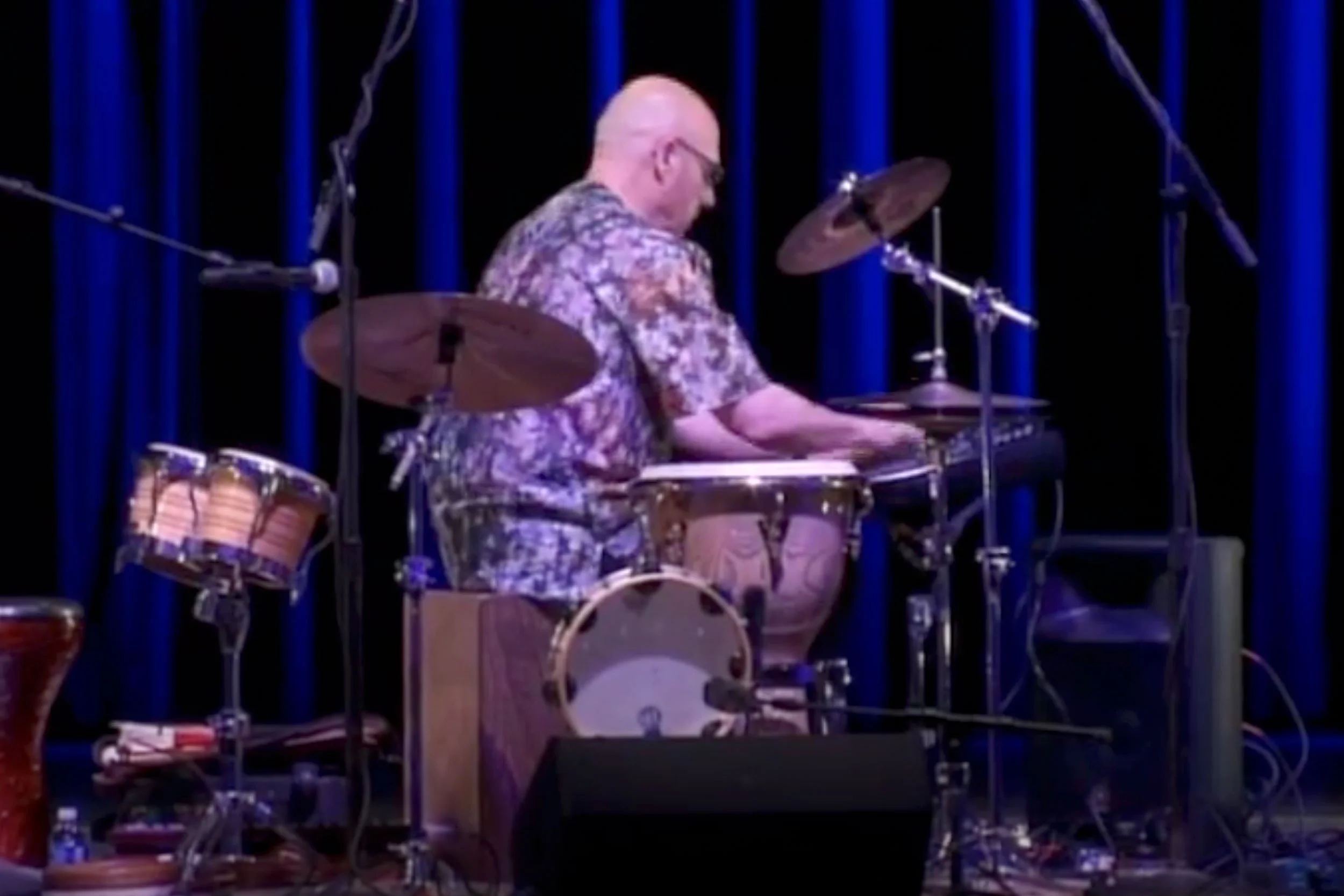 Tom Teasley Performing