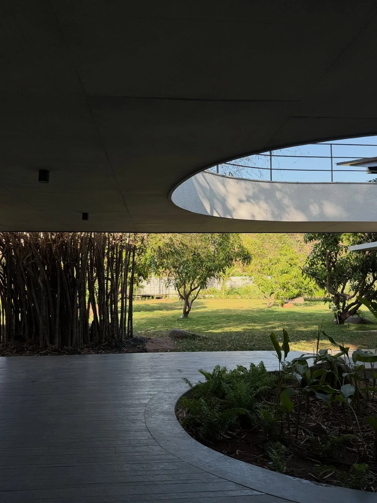 This 5 bedroom villa will be fully furnished and ready to move into in one week (!). Built around existing bamboo, coconut and mango trees (that currently bear fruits), the house feels like a tropical paradise and offers a deeply intimate connection 