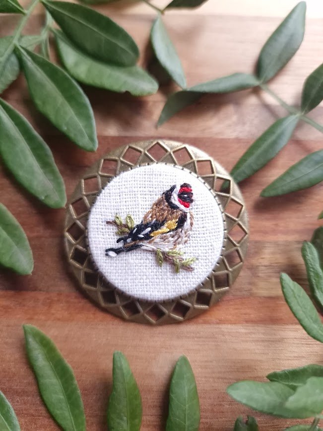 European Goldfinch Brooch in Bronze