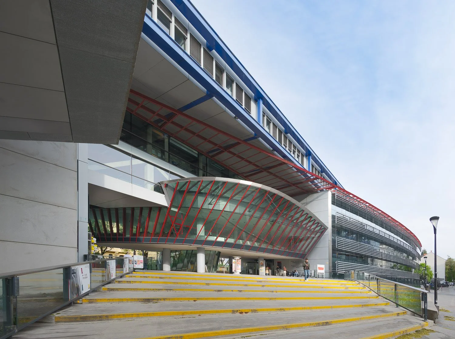 ReSoWi-Zentrum for Karl Franzens Universität, Graz, Austria - Günther Domenig