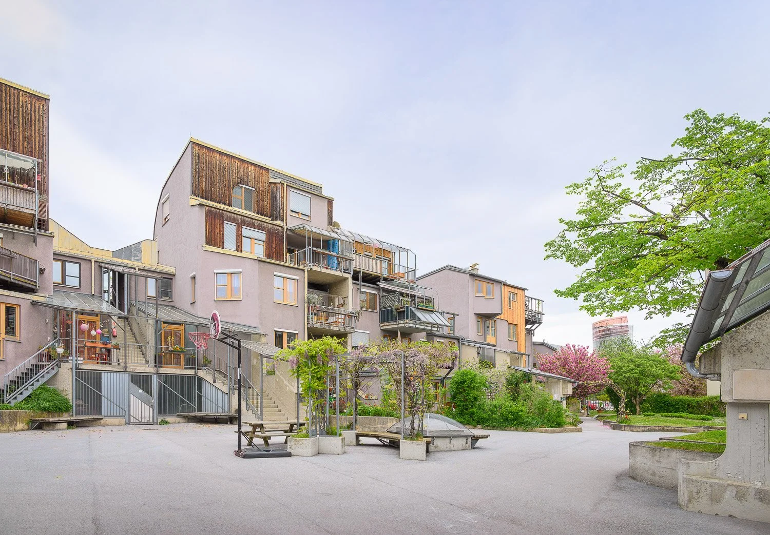 Alte Poststrasse housing, Graz, Austria - Szyszkowitz + Kowalski