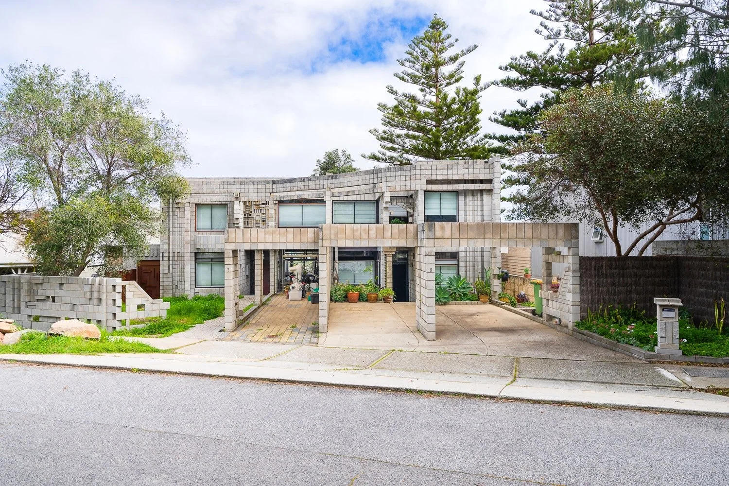 Gelencser House, Cottesloe, Australia - Iwan Iwanoff