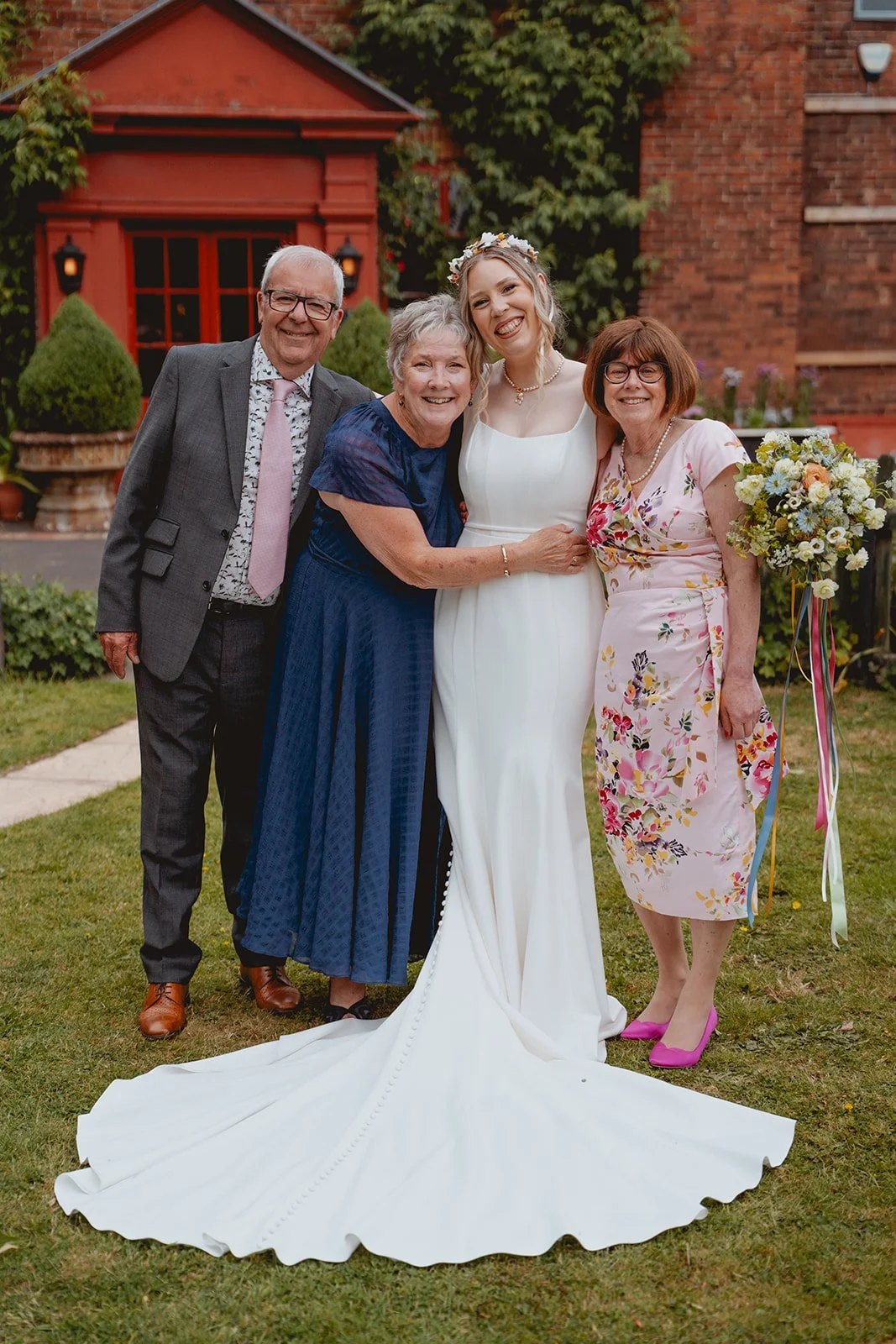 Hannah & Chris-232_websize.jpg