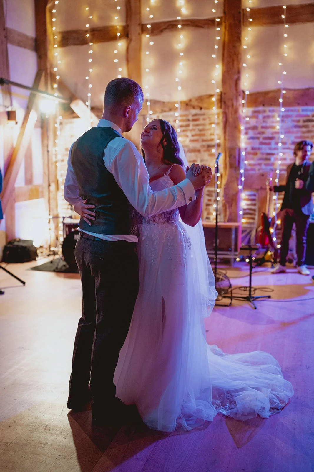 Mr & Mrs Giles-535_websize.jpg