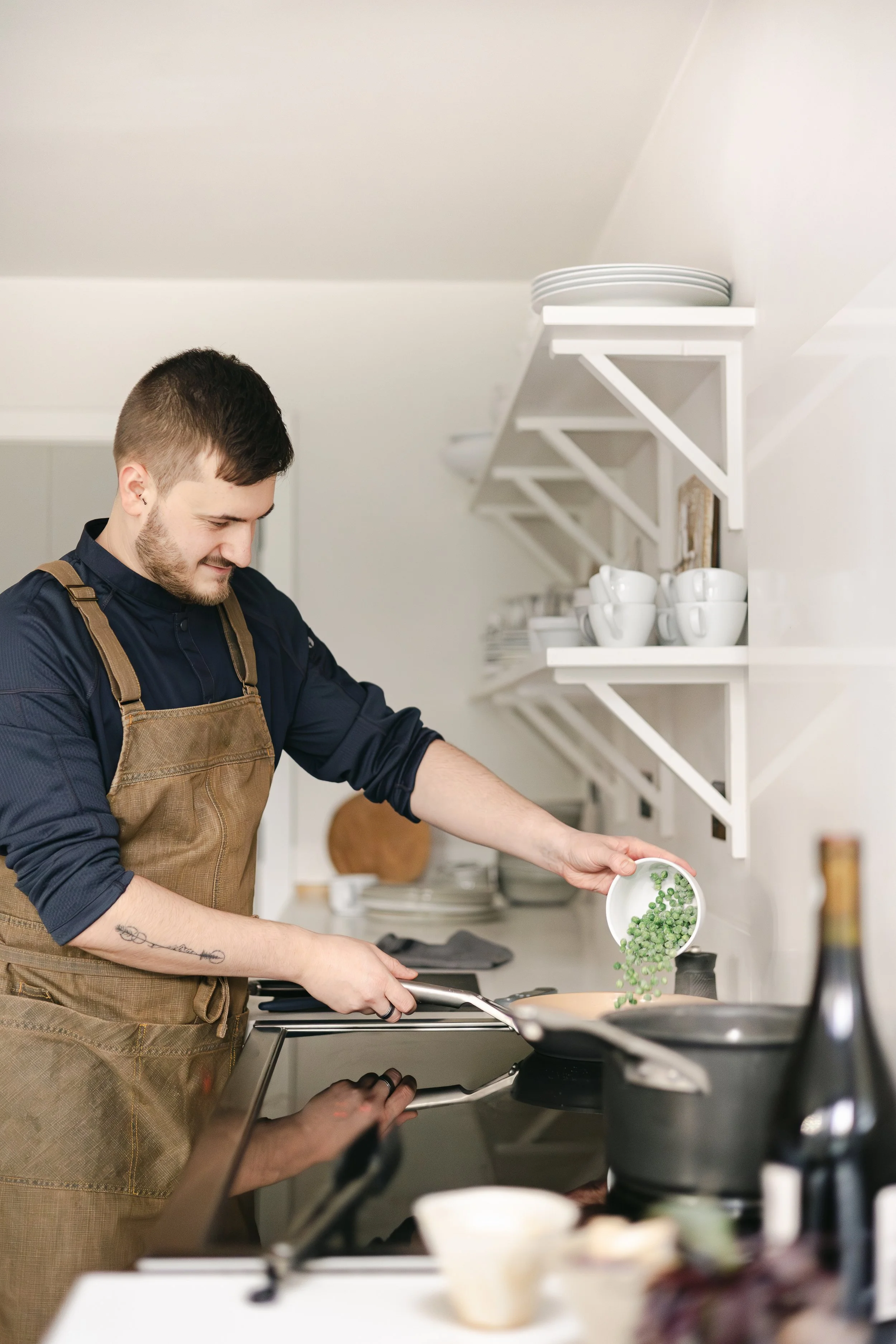 Max-Wood-Private-Chef-Jan-24-brand-shoot-stories-by-chloe-brand-photography-uk-18.jpg