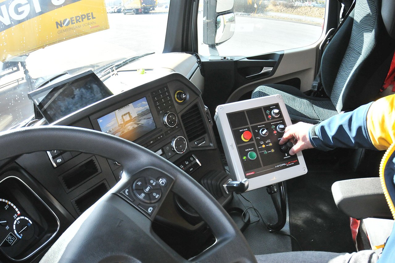 goebel_roadshow_2017_4_web.jpg