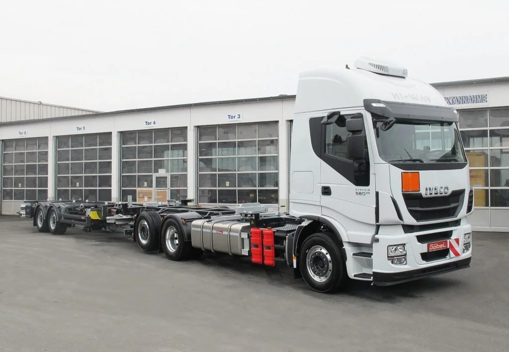 Stralis-Multiwechsler-Goebel-Fahrzeugbau-1-1024x709.jpg