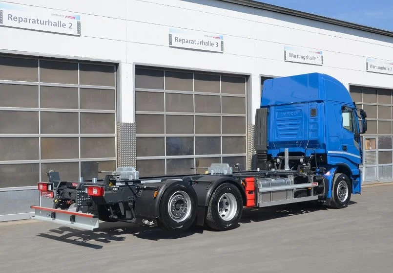 Iveco - Mechaniklifter 565 D mit Drehadapter
