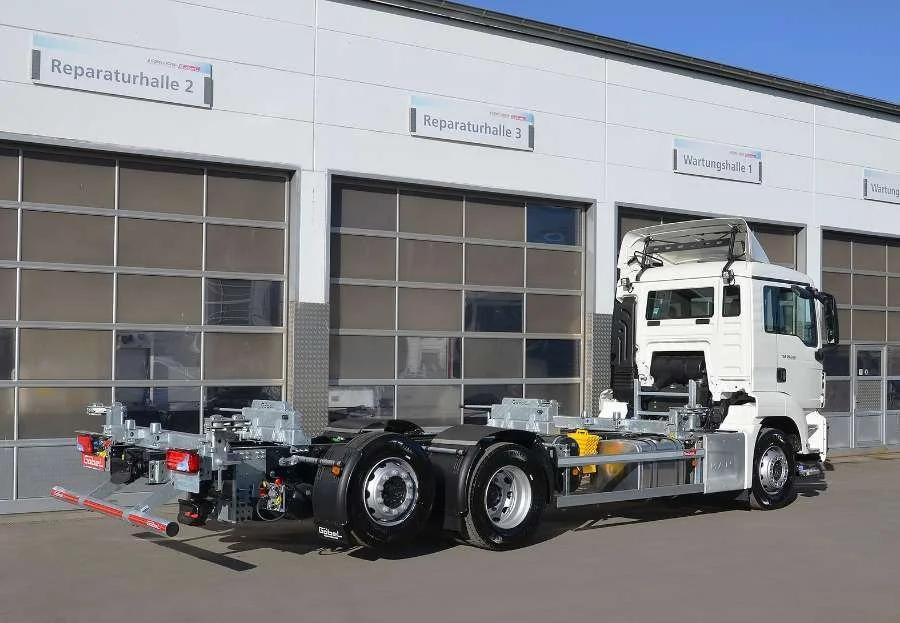 MAN - Mechaniklifter 565 LiT verzinkt mit Liftadapter und Tiefkupplung