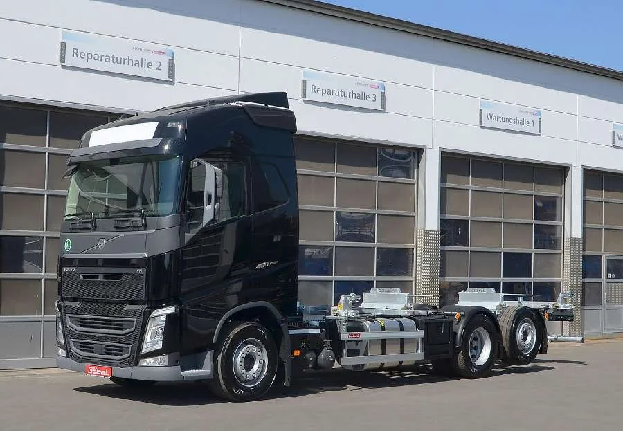 Volvo - Mechaniklifter 565 DT mit Drehadapter und Tiefkupplung
