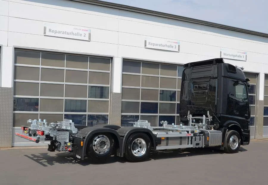 MB ACTROS - MECHANIKLIFTER 565 T mit Tiefkupplung, verzinkt