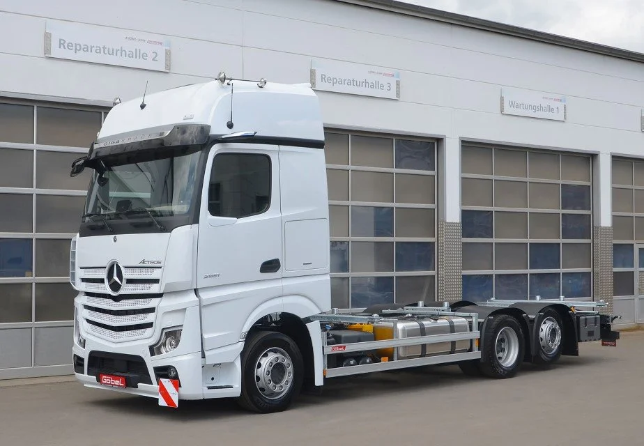 MB ACTROS - VOLUMENLIFTER 560 S