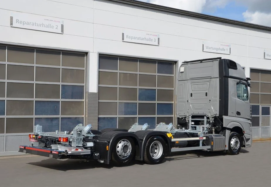 MB ACTROS - MECHANIKLIFTER 565 LiL XXL mit Ladebordwand