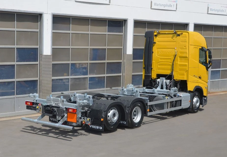 Volvo - MECHANIKLIFTER 565 LNG mit Tiefkupplung, verzinkt