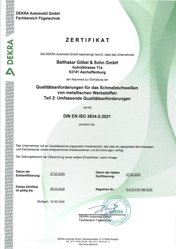 Zertifikat der DEKRA Automobil GmbH für Qualitätsanforderungen im Schmelzschweißen von metallischen Werkstoffen.