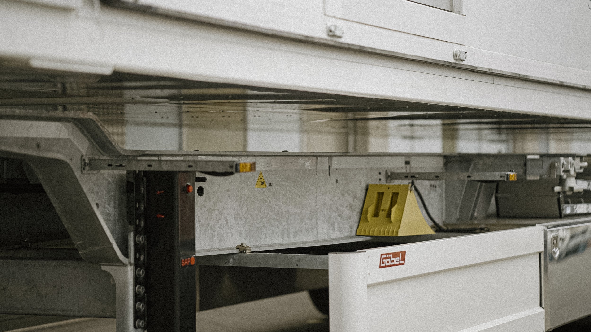 40'' Container MUBE produziert von Göbel Fahrzeugbau