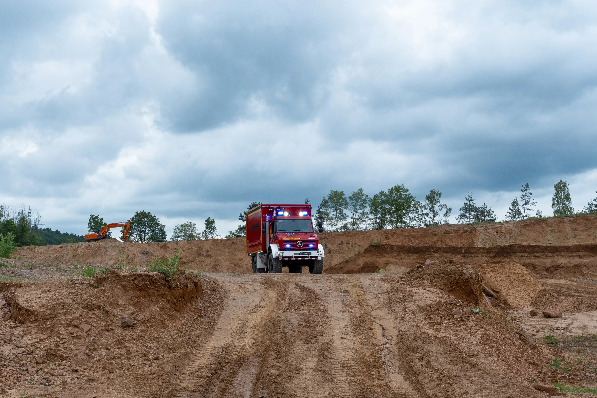 Mercedes Benz Einsatzfahrzeug der Feuerwehr Bad Salzufen aufgebaut von Göbel Fahrzeugbau