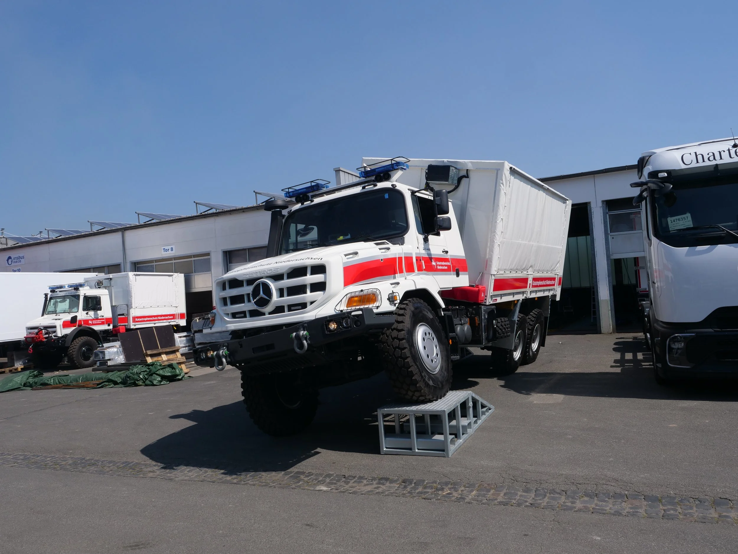 Ein verwindungsfreier Container, Mercedes Benz Zetros, aufgebaut durch Göbel Fahrzeugbau.