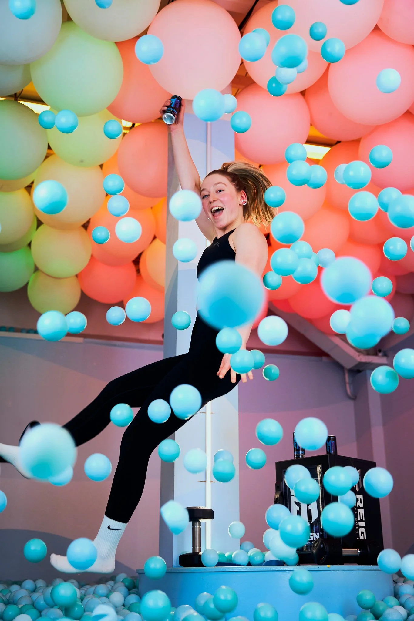 reign_website 58.jpg