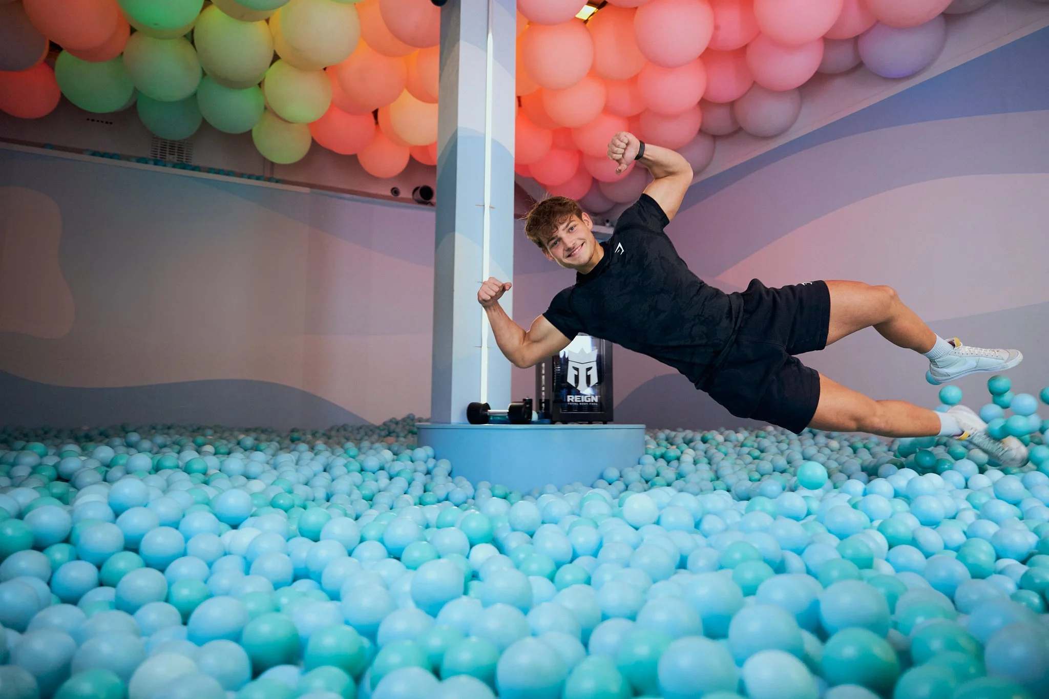 reign_website 40.jpg